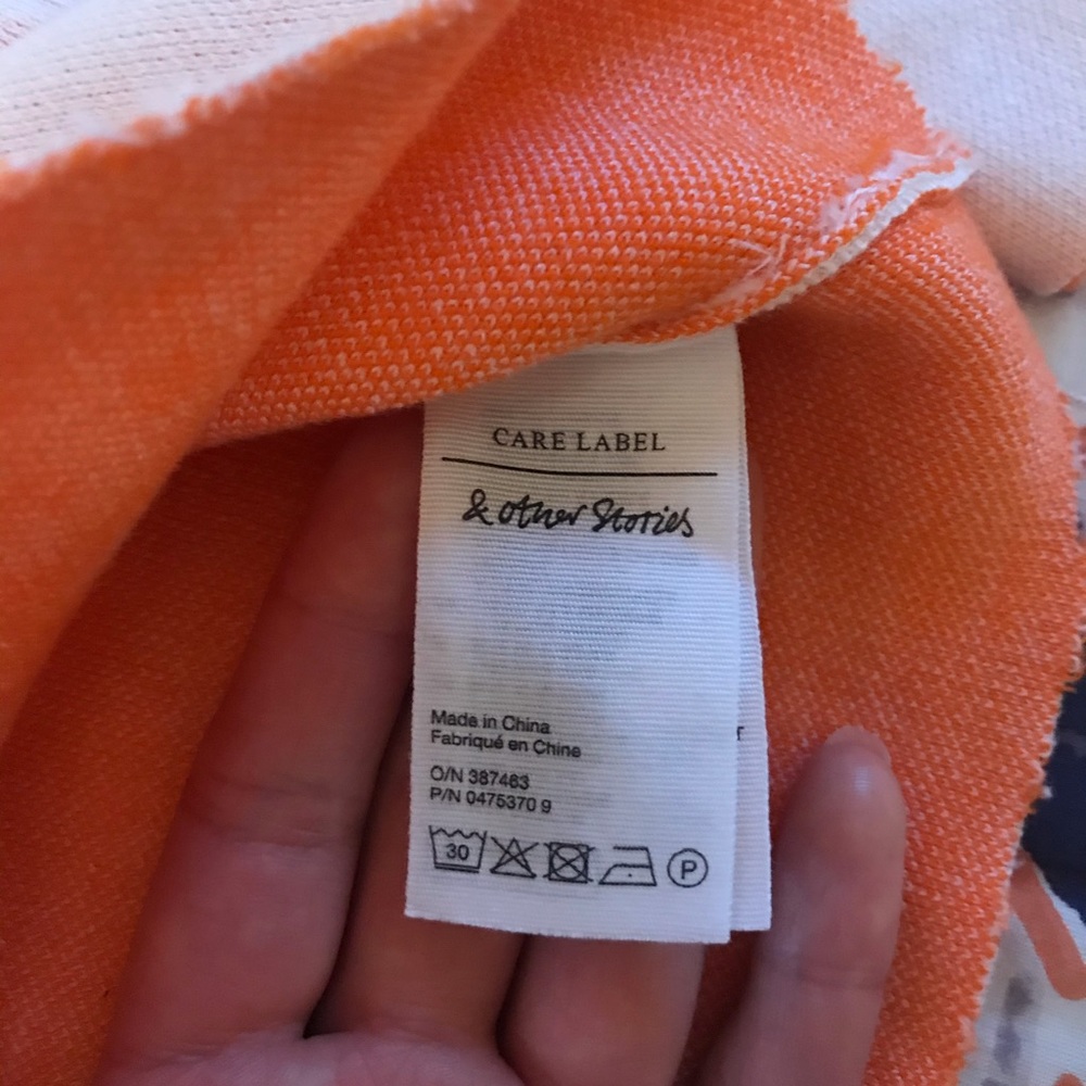 Cropped Sweater - Picture 7 of 7